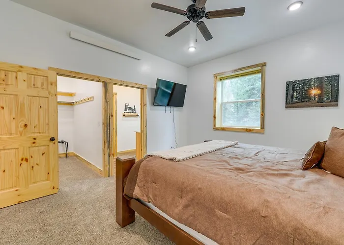Apartment Mountain Retreat By The River: Star Valley Getaway Afton